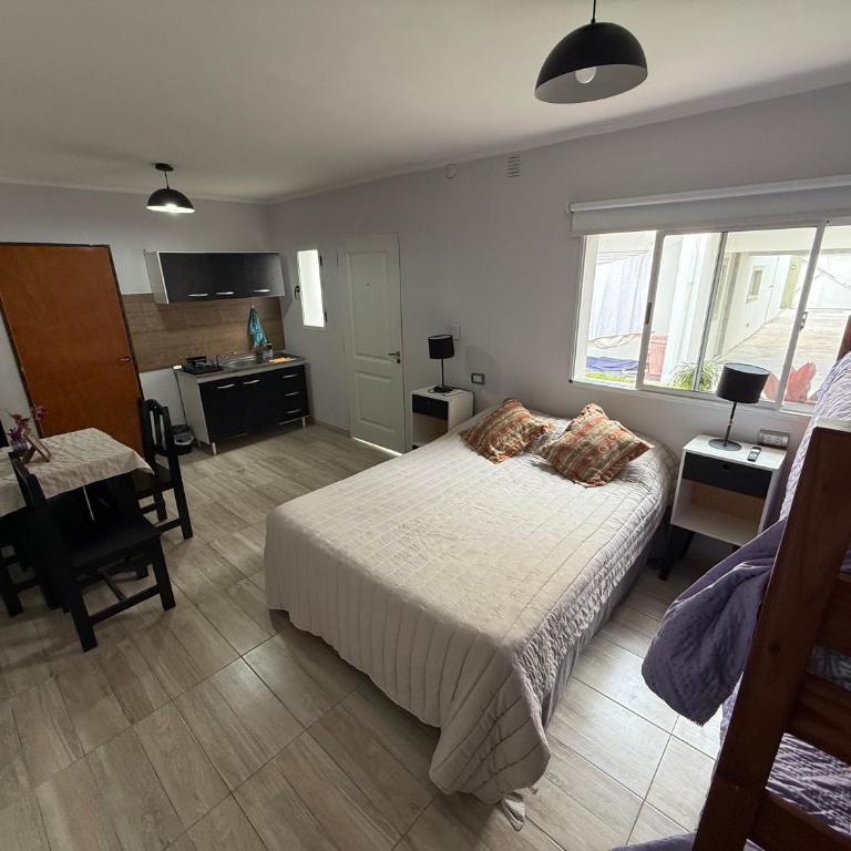 Departamentos Crisol - Habitación Doble - 2 camas - 12