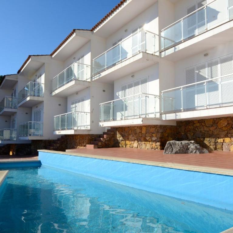 Apartment in Spain near Sandy Beach - Three-Bedroom Apartment - 38