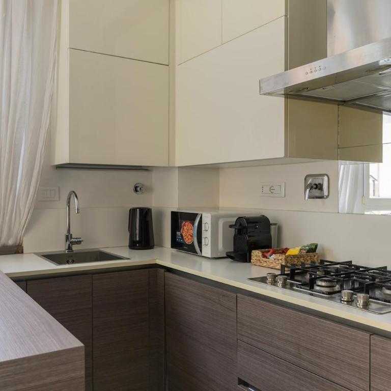The corner apartment by BeMyHost - Two-Bedroom Apartment - 9