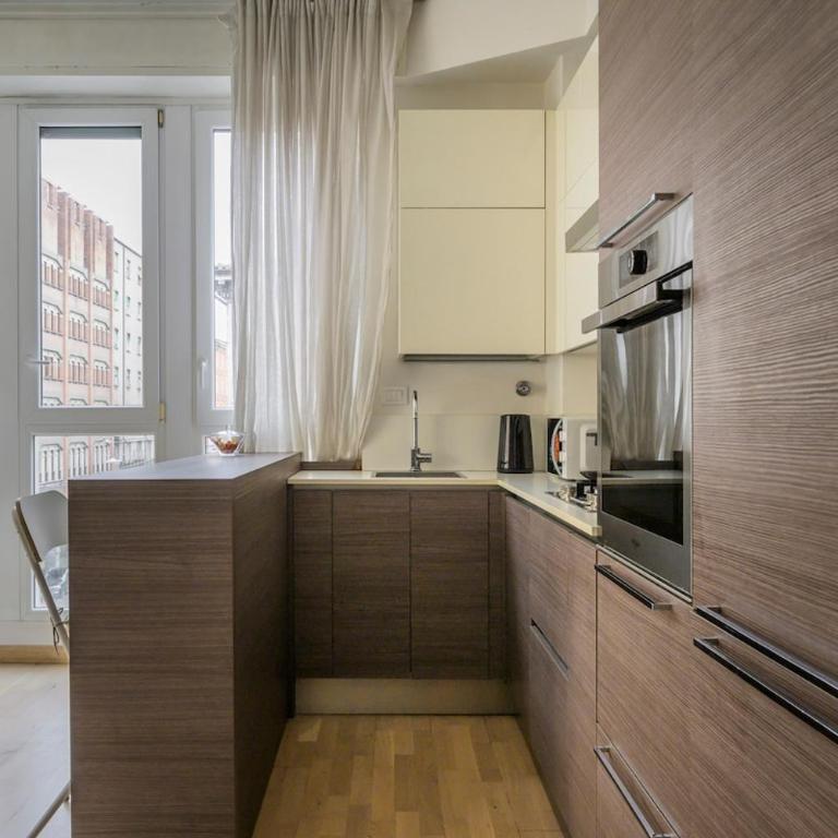 The corner apartment by BeMyHost - Two-Bedroom Apartment - 22