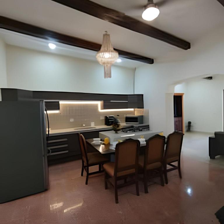 Casa Céntrica con Alberca | A pasos de La Ermita - Apartment mit 2 Schlafzimmern - 19