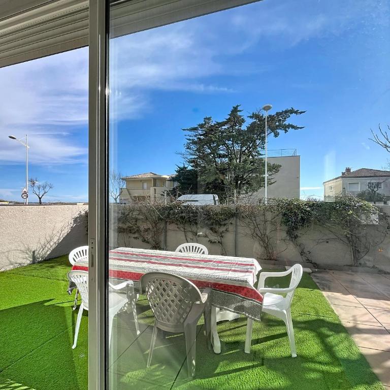 Appartement lumineux, parking, 9 pers. - Three-Bedroom Apartment - 1