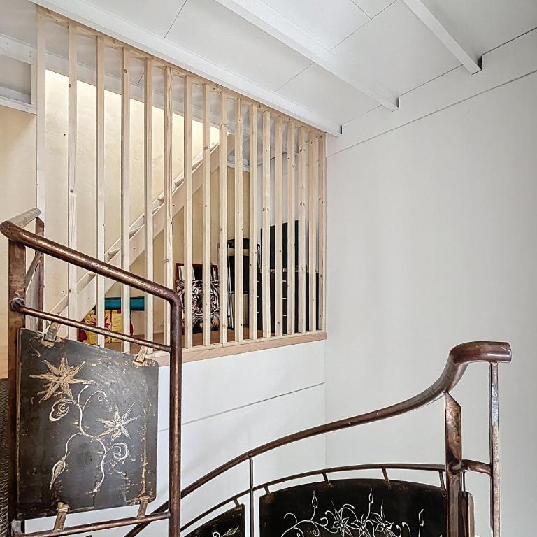Appartement lumineux, parking, 9 pers. - Three-Bedroom Apartment - 12