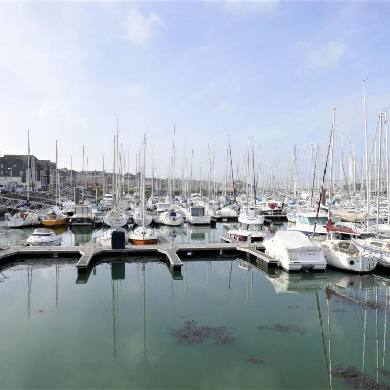Appartement vue mer - 4 pers. - FR-1-775-83 - Appartement - 17