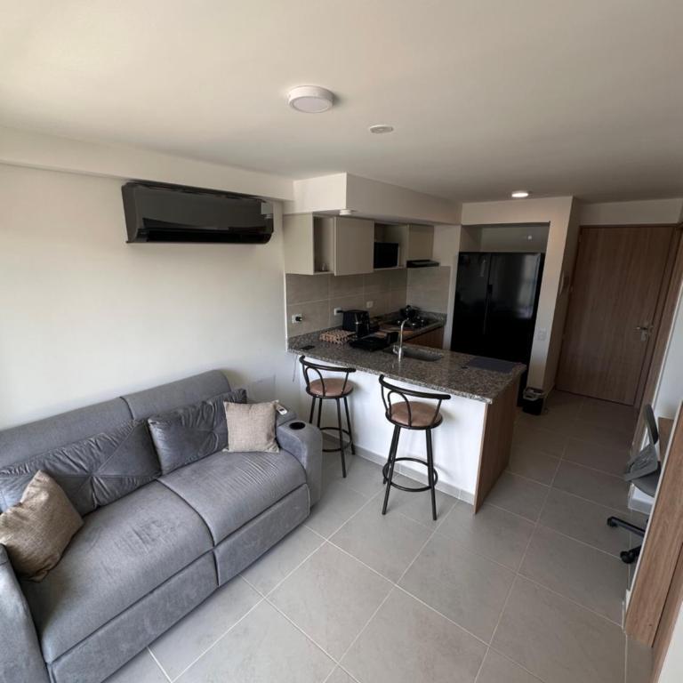 Apartamento Coralina Caribe Residence en Santa Marta cerca al mar - AC, Wifi, balcón, parqueadero - One-Bedroom Apartment - 2