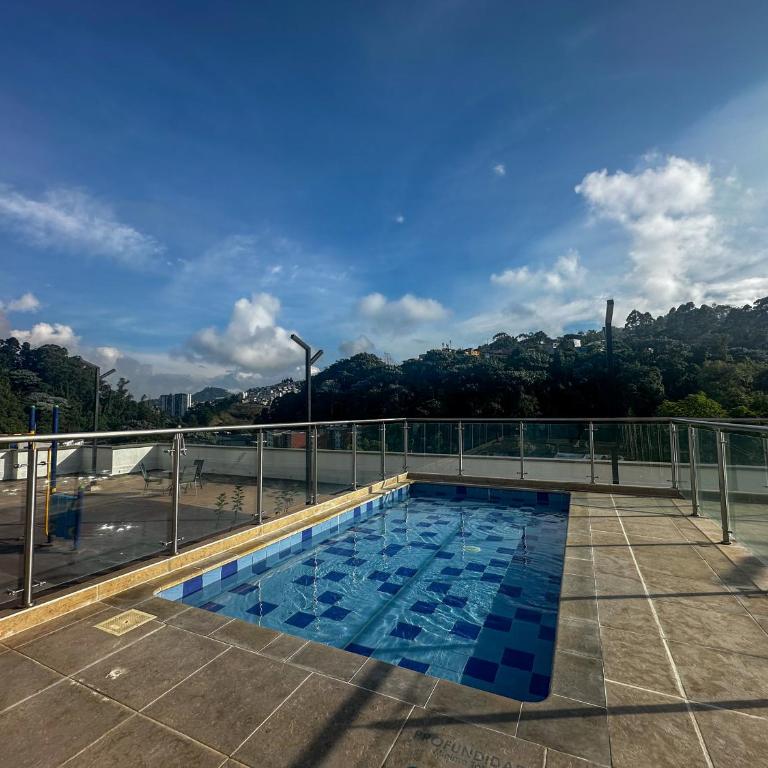 Apartamento moderno con parqueadero gimnasio piscina climatizada y coworking - Ubicación ideal cerca al cable - Apartamento de 2 dormitorios - 9