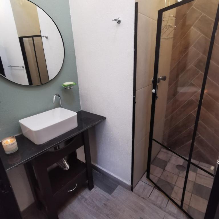 Suite Conexión GDL línea 1 Urdaneta - Apartamento de 1 dormitorio - 6