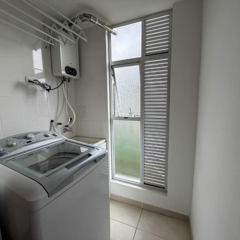 Apartamento moderno con parqueadero gimnasio piscina climatizada y coworking - Ubicación ideal cerca al cable - Apartamento de 2 dormitorios - 28