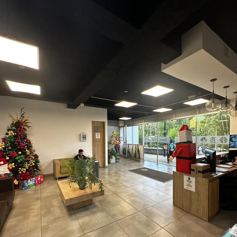 Apartamento moderno con parqueadero gimnasio piscina climatizada y coworking - Ubicación ideal cerca al cable - Apartamento de 2 dormitorios - 29