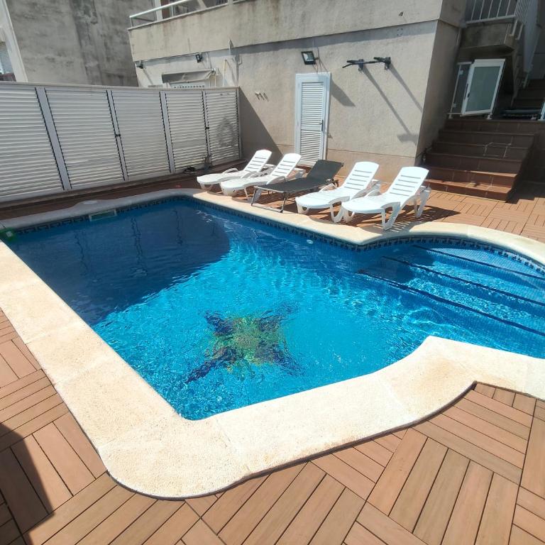 BEACH HOUSE. CASA CON PISCINA PRIVADA - Casa Unifamiliar de 3 dormitorios - 4