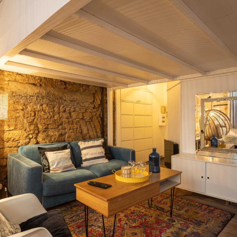 DIFY Bear-Hotel de Ville - Two-Bedroom Apartment - 1