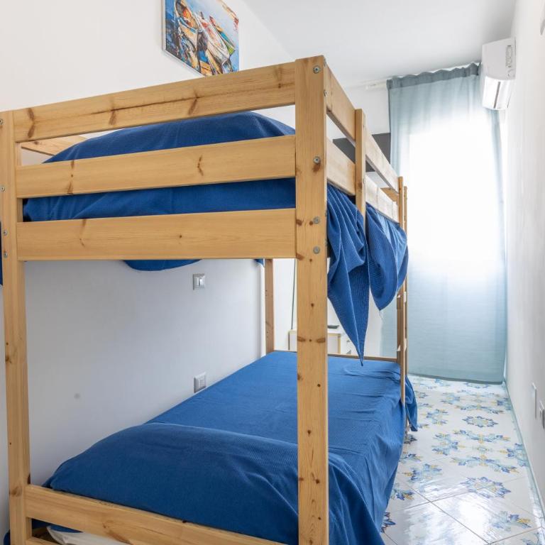B&B Riva Delle Donne By Salum - Camera Familiare - 9