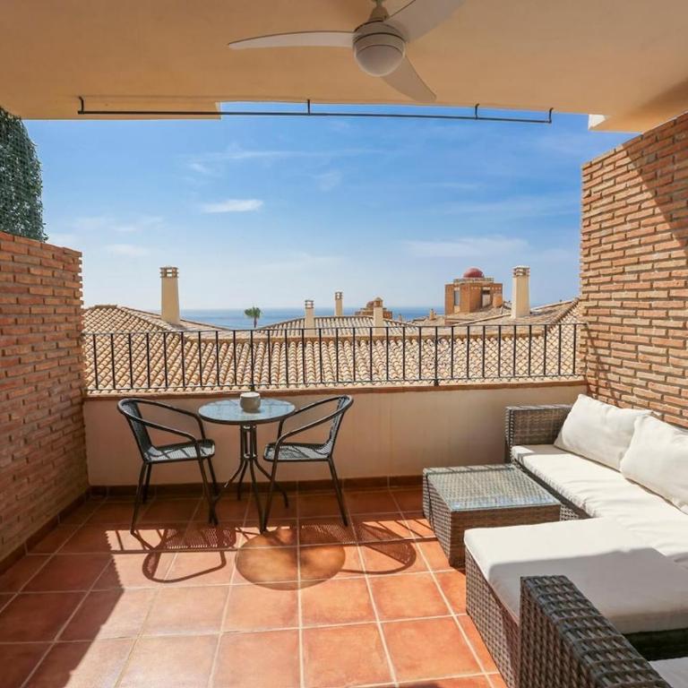 Adnadnia sea views & pool II - Two-Bedroom Apartment with Terrace and Sea View - 1