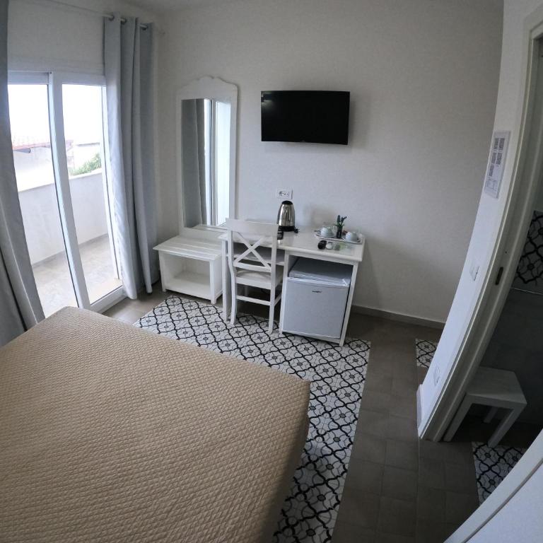 B&B Pepe Rosa Tropea - Deluxe Double Room with Sea View - 5