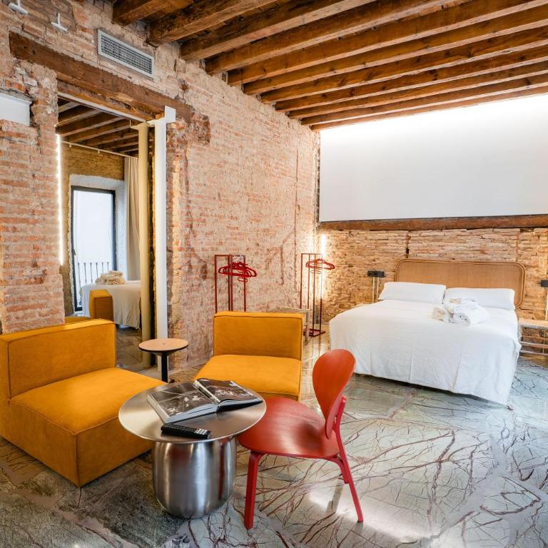 - Apartamento Junto a Catedral - QH Aliatar Suites - One-Bedroom Apartment - 40