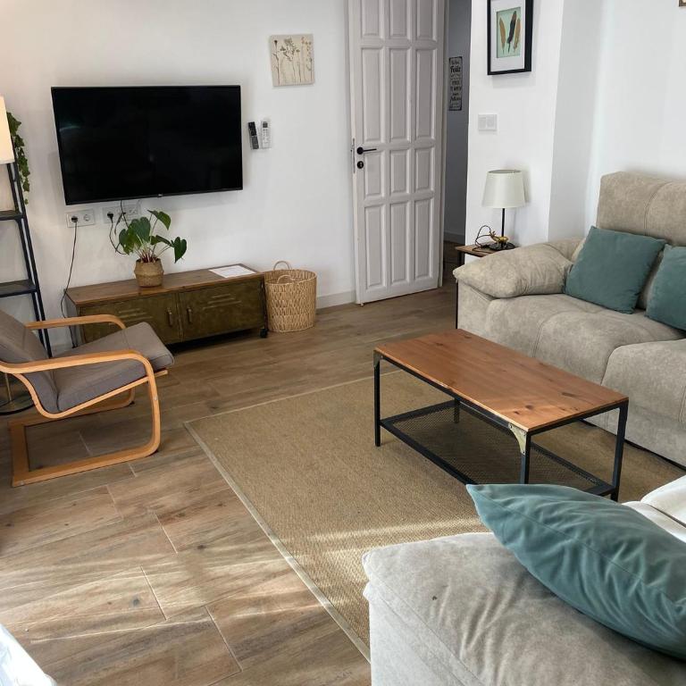 IB Fortuny - Three-Bedroom Apartment - 5