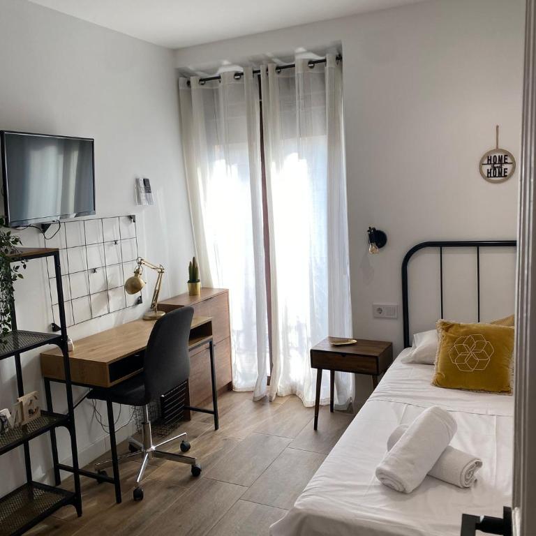 IB Fortuny - Three-Bedroom Apartment - 12