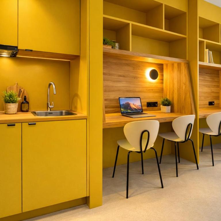 La 15 Triana Residence By Soho Boutique - Habitación Cuádruple Estándar - 6
