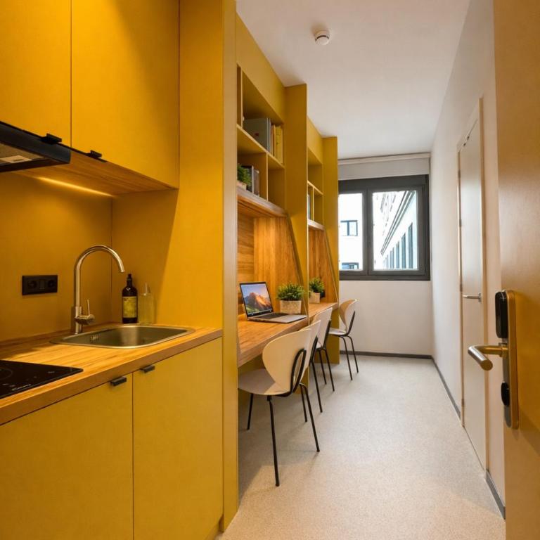 La 15 Triana Residence By Soho Boutique - Habitación Cuádruple Estándar - 7
