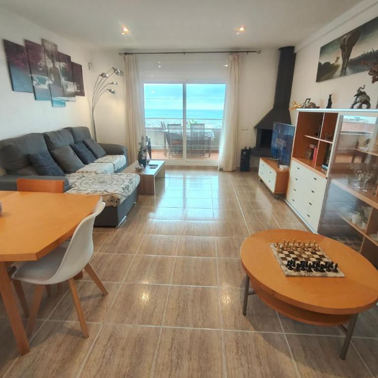 BEACH HOUSE. CASA CON PISCINA PRIVADA - Casa Unifamiliar de 3 dormitorios - 28