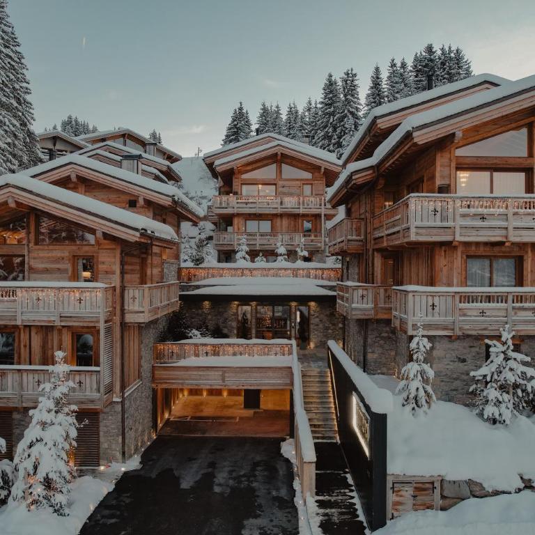 Ultima Hotel Courchevel - Five Bedroom Grand Chalet - 8