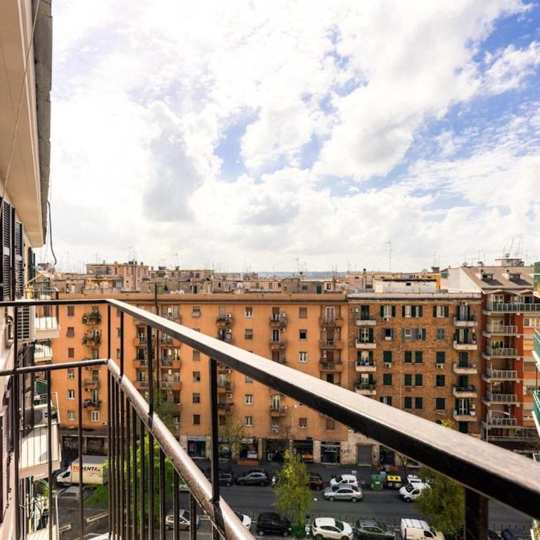 Modern Apartment with Breakfast close to the Metro - Appartamento con 1 Camera da Letto - 25