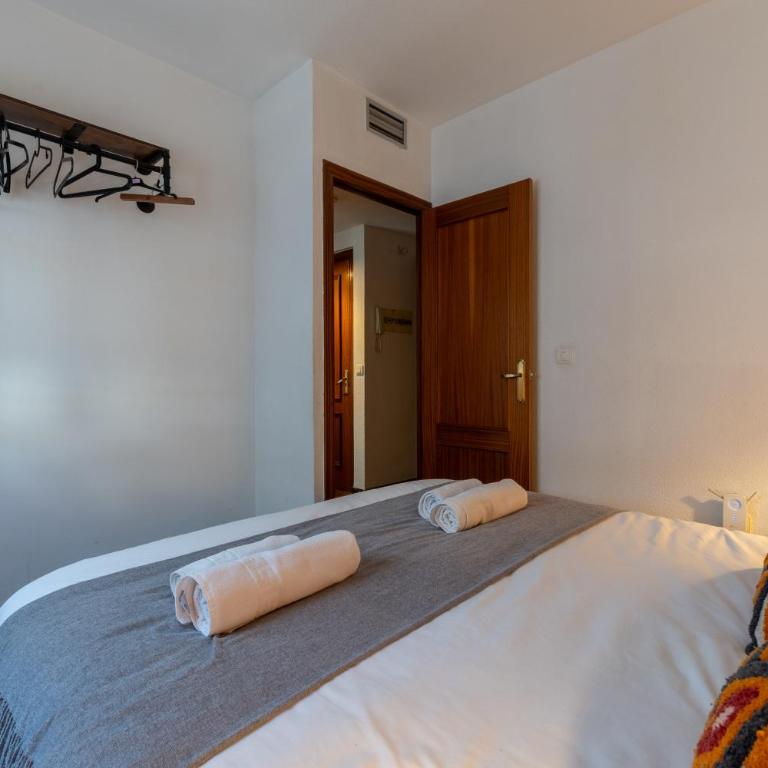 Apartamento con Parking El Patio de La Muralla - Apartamento con 4 dormitorios - 12