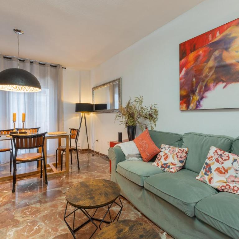 Apartamento con Parking El Patio de La Muralla - Apartamento con 4 dormitorios - 35