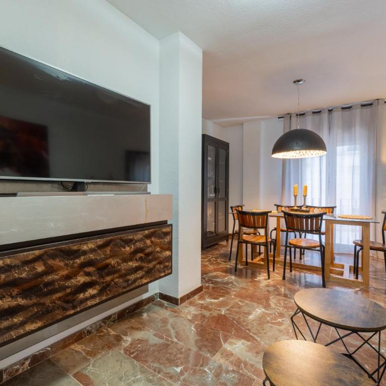 Apartamento con Parking El Patio de La Muralla - Apartamento con 4 dormitorios - 33