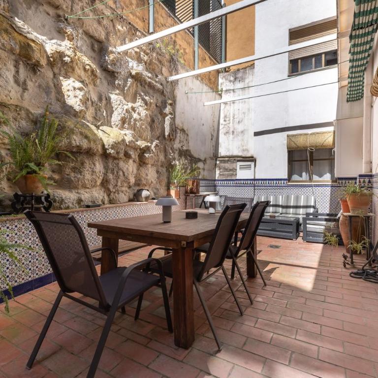 Apartamento con Parking El Patio de La Muralla - Apartamento con 4 dormitorios - 23