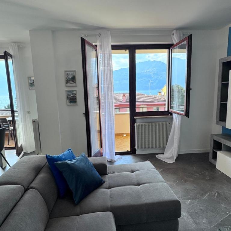 Azzurra Beths House - Appartamento con 2 Camere da Letto e Vista Acqua - 11