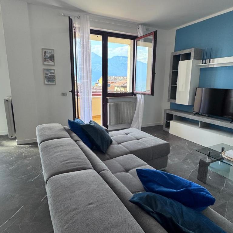 Azzurra Beths House - Appartamento con 2 Camere da Letto e Vista Acqua - 9