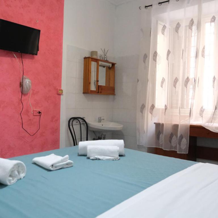 Andromeda by Gialel - Chambre Double ou Lits Jumeaux avec Salle de Bains Privative Externe - 4