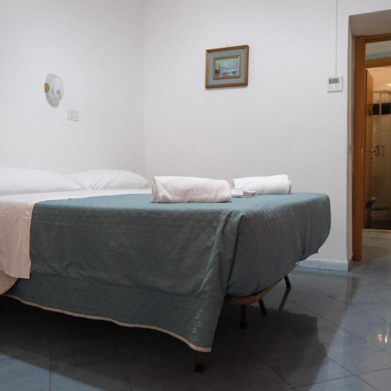 Andromeda by Gialel - Chambre Double ou Lits Jumeaux avec Salle de Bains Privative Externe - 6