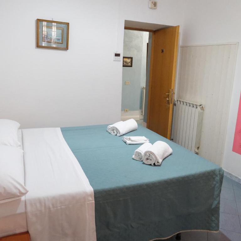Andromeda by Gialel - Chambre Double ou Lits Jumeaux avec Salle de Bains Privative Externe - 13