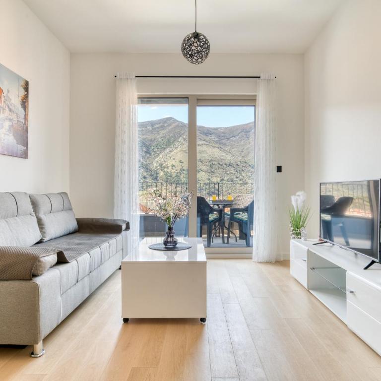 Boka Gardens Sea View Apartment 4 by MN Property - One-Bedroom Apartment - 11