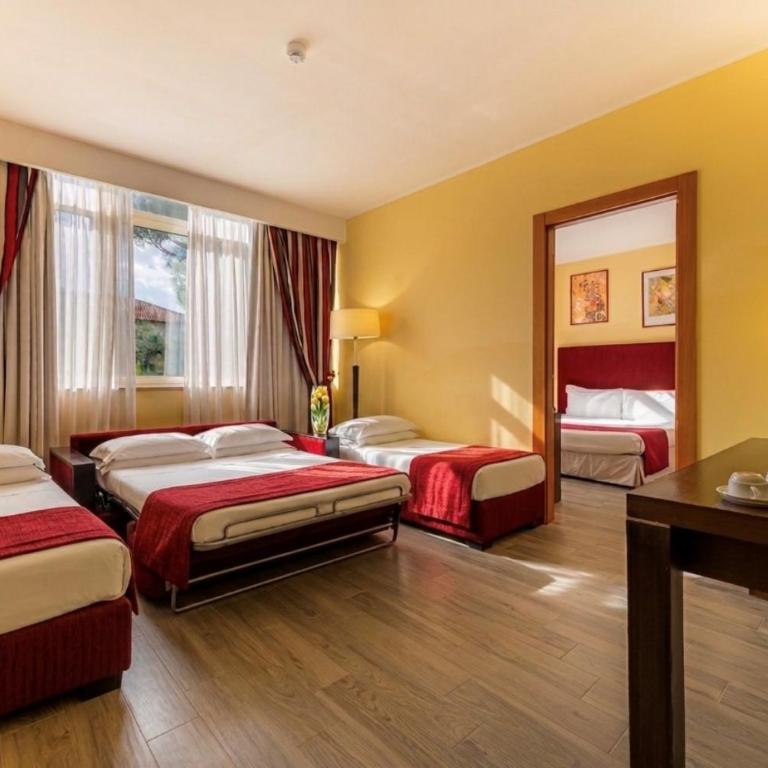 Cardinal Hotel St. Peter - Family Room - 1