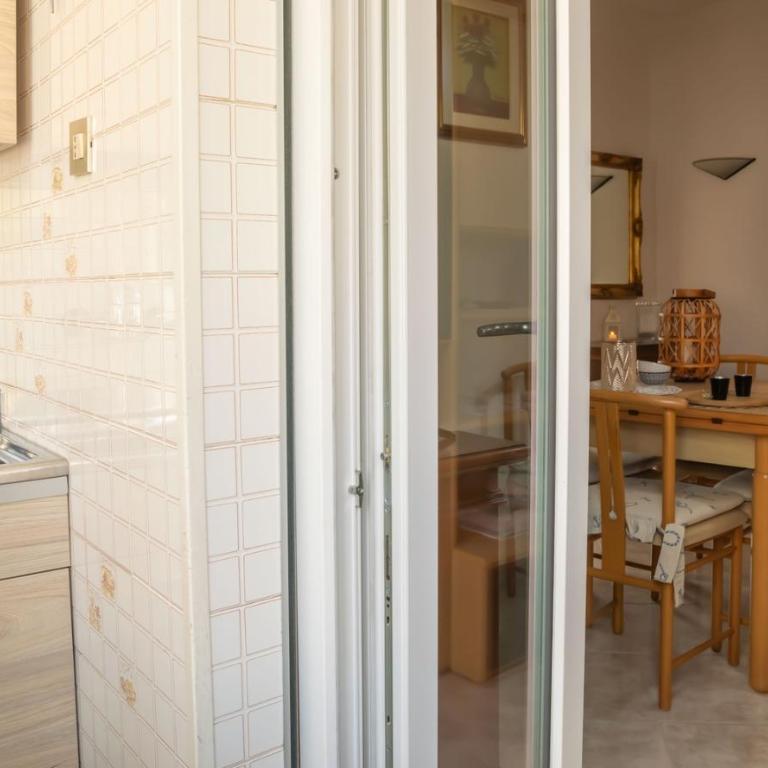 L'Angolo del sole - Appartamento con 2 Camere da Letto - 15