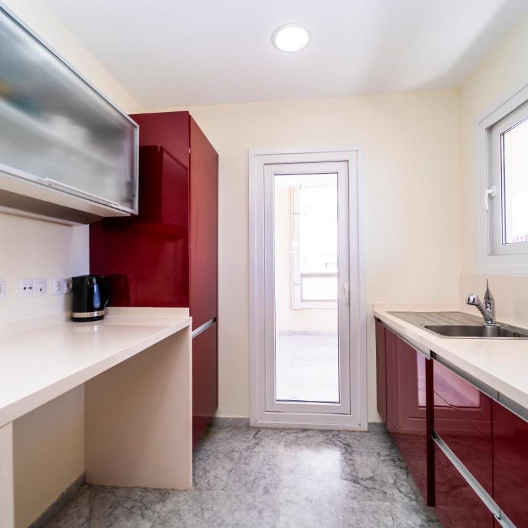 Amazing Seaview 2BR Apartment in Benidorm - Two-Bedroom Apartment - 3