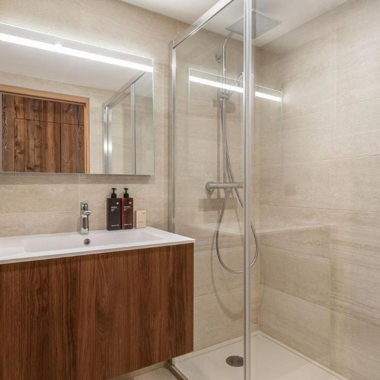 Apartment Bartavelle Alpe d'Huez - by EMERALD STAY - Appartement 4 Chambres - 24
