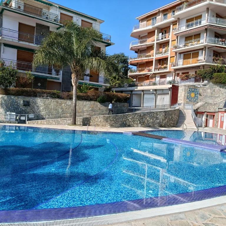 Casa al Sole - Appartamento con 2 Camere da Letto - 1