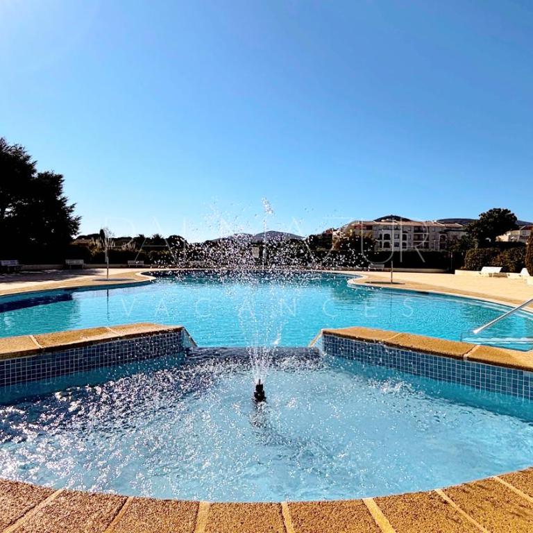 Résidence Cannes Marina, avec piscine, parking - Palmazur Vacances - One-Bedroom Apartment - 3