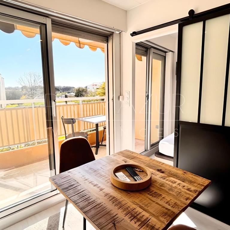 Résidence Cannes Marina, avec piscine, parking - Palmazur Vacances - One-Bedroom Apartment - 14
