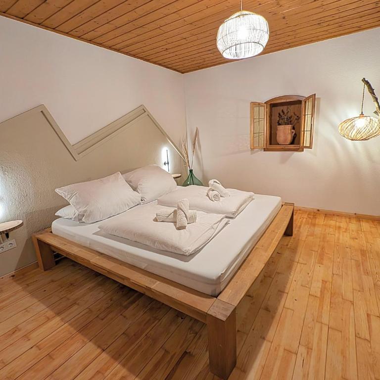 Neu! Moderner bayrischer Flair vor Pilatushaus - Deluxe Apartment - 11