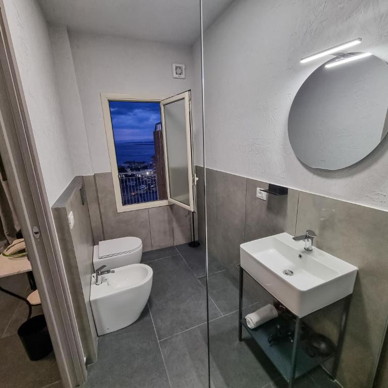 Bruno Rooms - Deluxe Double Room with Balcony and Sea View - 9
