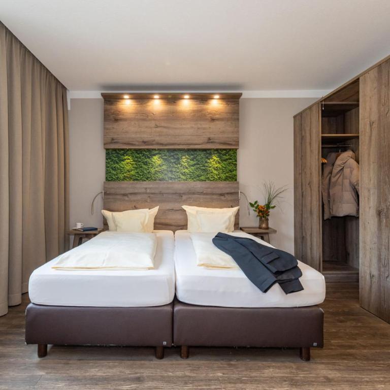 Hotel Alter Kranen - Dreibettzimmer - 2