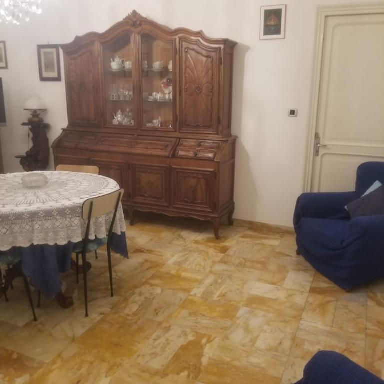 Casa Blu House nel cuore di Genova-A due passi dal mare - Three-Bedroom Standard Apartment - 11