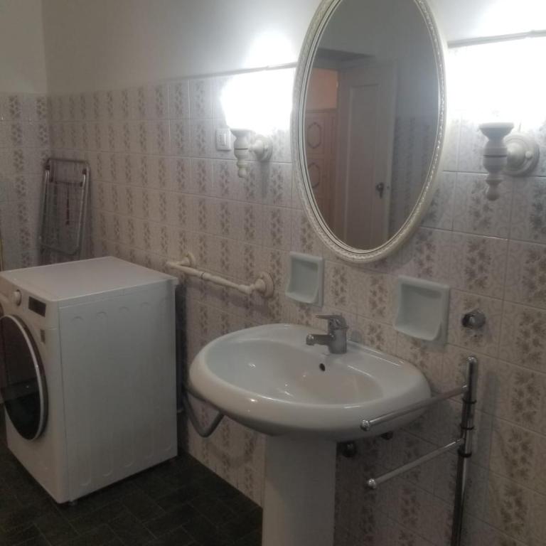 Casa Blu House nel cuore di Genova-A due passi dal mare - Three-Bedroom Standard Apartment - 25