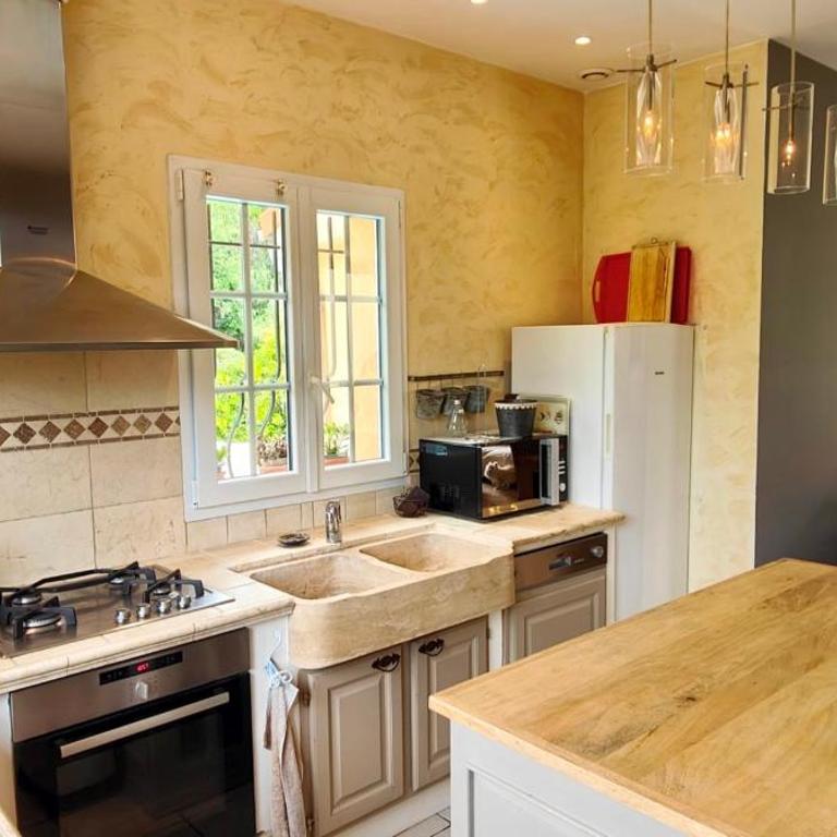 House 5p with garden and pool aircon - Vacation Home - 6