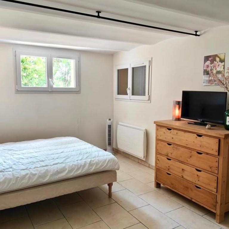 House 5p with garden and pool aircon - Vacation Home - 7